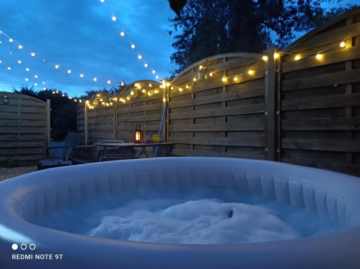 Sauna & Double Jacuzzi Interieur Et Sous Les Etoiles 1H30 Paris Ladon Luaran gambar